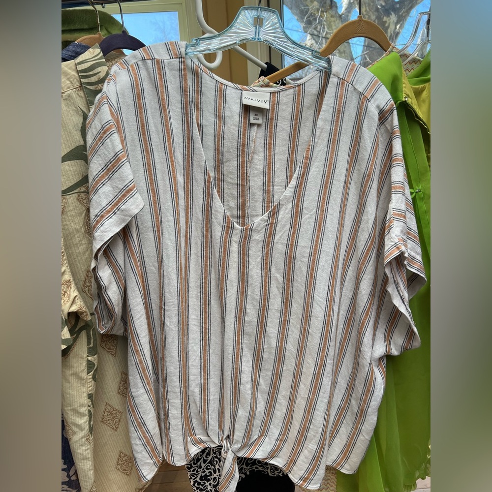 Ava Ivy linen short sleeved shirt size 3x white with stripes